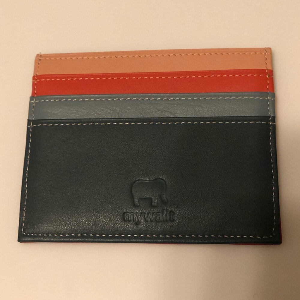 BNWOT Mywalit card holder